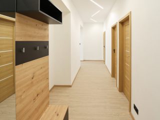 Eladó 76 m²-estársasházi lakás X. Kerület (Kőbánya Városközpont) , Liget utca: 98'400'000 Ft