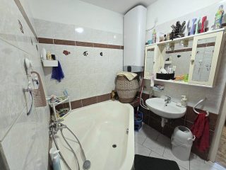 Eladó 99 m²-estársasházi lakás X. Kerület (Óhegy) , Gergely utca: 99'000'000 Ft