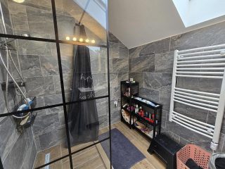 Eladó 99 m²-estársasházi lakás X. Kerület (Óhegy) , Gergely utca: 99'000'000 Ft