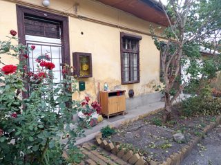 Eladó 39 m²-estársasházi lakás X. Kerület (Óhegy) , Kada utca: 34'900'000 Ft