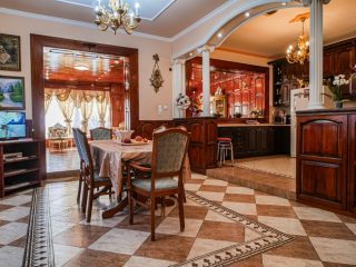 Eladó 110 m²-esikerház X. Kerület (Óhegy) , Kőér utca: 92'000'000 Ft