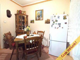 Eladó 49 m²-estársasházi lakás X. Kerület (Óhegy közelében) , Mongol utca: 55'000'000 Ft