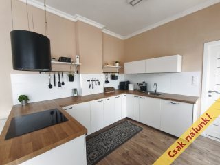 Eladó 94 m²-estársasházi lakás X. Kerület (Óhegy közelében) , Szlávy utca: 94'900'000 Ft