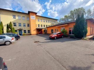 Eladó 1716 m²-esegyéb üzlethelyiség X. Kerület (Újhegy) , Újhegy: 779'000'000 Ft