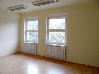 Eladó 1716 m²-esegyéb üzlethelyiség X. Kerület (Újhegy) , Újhegy: 779'000'000 Ft