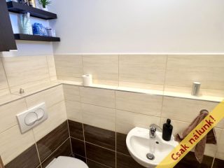 Eladó 65 m²-estársasházi lakás XI. Kerület (Albertfalva) , Mezőkövesd út: 114'900'000 Ft