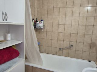Kiadó 48 m²-estársasházi lakás XI. Kerület (Albertfalva) , Sáfrány utca: 230'000 Ft