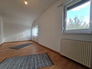 Eladó 105 m²-escsaládi ház XI. Kerület (Kamaraerdő) , Laska utca: 119'000'000 Ft