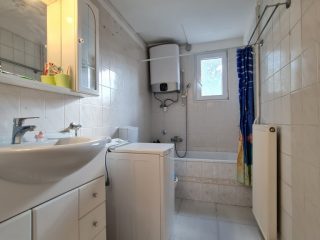 Eladó 105 m²-escsaládi ház XI. Kerület (Kamaraerdő) , Laska utca: 119'000'000 Ft