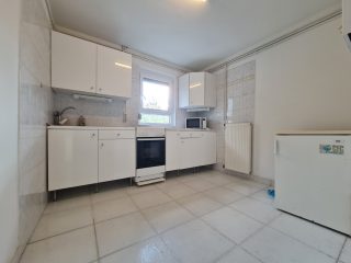 Eladó 105 m²-escsaládi ház XI. Kerület (Kamaraerdő) , Laska utca: 119'000'000 Ft