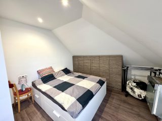 Eladó 143 m²-estársasházi lakás XI. Kerület (Kelenföld) , Alleehoz közel csendes utca: 199'000'000 Ft