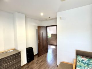 Eladó 143 m²-estársasházi lakás XI. Kerület (Kelenföld) , Alleehoz közel csendes utca: 199'000'000 Ft