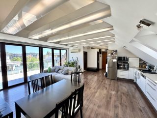 Eladó 143 m²-estársasházi lakás XI. Kerület (Kelenföld) , Alleehoz közel csendes utca: 199'000'000 Ft