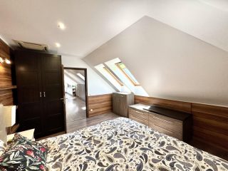 Eladó 143 m²-estársasházi lakás XI. Kerület (Kelenföld) , Alleehoz közel csendes utca: 199'000'000 Ft