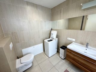 Eladó 143 m²-estársasházi lakás XI. Kerület (Kelenföld) , Alleehoz közel csendes utca: 199'000'000 Ft