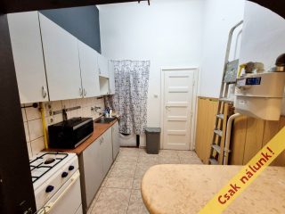 Eladó 30 m²-estársasházi lakás XI. Kerület (Kelenföld) , Csendes, 6-os vill. közeli, Budafoki út: 44'900'000 Ft