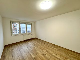 Eladó 51 m²-estársasházi lakás XI. Kerület (Kelenföld) , Etele út: 80'990'000 Ft