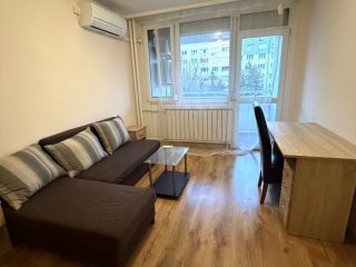 Kiadó 49 m²-estársasházi lakás XI. Kerület (Kelenföld) , Etele út: 220'000 Ft