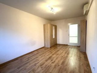 Kiadó 49 m²-estársasházi lakás XI. Kerület (Kelenföld) , Etele út: 220'000 Ft