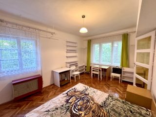 Kiadó 31 m²-estársasházi lakás XI. Kerület (Kelenföld) , Kelenföldi út: 19'000 Ft