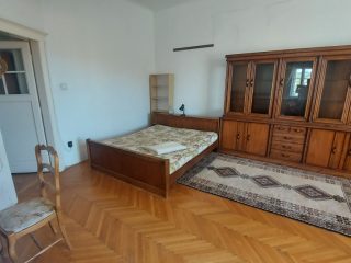 Eladó 83 m²-estársasházi lakás XI. Kerület (Kelenföld) , Kosztolányi Dezső tér: 109'500'000 Ft