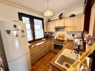 Eladó 75 m²-estársasházi lakás XI. Kerület (Kelenföld) , Solt utca: 125'900'000 Ft