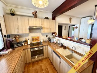 Eladó 75 m²-estársasházi lakás XI. Kerület (Kelenföld) , Solt utca: 125'900'000 Ft