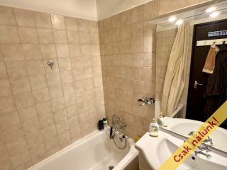 Eladó 75 m²-estársasházi lakás XI. Kerület (Kelenföld) , Solt utca: 125'900'000 Ft