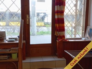 Eladó 26 m²-esüzlethelyiség utcai bejárattal XI. Kerület (Kelenföld) , fehérvári út: 32'000'000 Ft