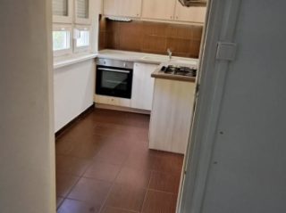 Kiadó 48 m²-estársasházi lakás XI. Kerület (Lágymányos) , Bikás park közeli utca: 250'000 Ft