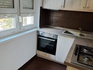 Kiadó 48 m²-estársasházi lakás XI. Kerület (Lágymányos) , Bikás park közeli utca: 250'000 Ft