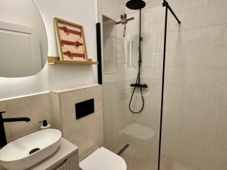 Eladó 77 m²-estársasházi lakás XI. Kerület (Szentimreváros (Feneketlen tó környéke)) , nagypolgári elegancia a Feneketlen-tónál: 169'900'000 Ft