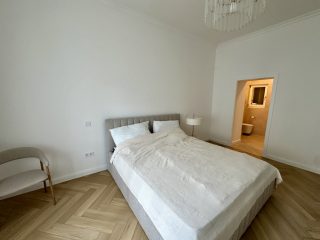Eladó 77 m²-estársasházi lakás XI. Kerület (Szentimreváros (Feneketlen tó környéke)) , nagypolgári elegancia a Feneketlen-tónál: 169'900'000 Ft