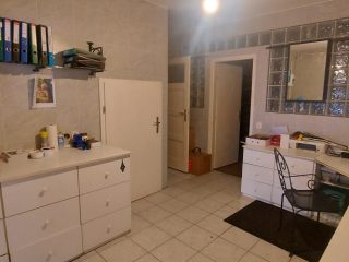 Eladó 125 m²-esüzlethelyiség utcai bejárattal XII. Kerület (Krisztinaváros) , Déli Páyaudvarnál utca: 380'000'000 Ft