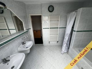 Eladó 163 m²-estársasházi lakás XII. Kerület (Mártonhegy) , Denevér út: 650'000 EUR