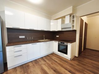 Eladó 77 m²-estársasházi lakás XIII. Kerület (Angyalföld) , Angyalföld: 119'350'000 Ft