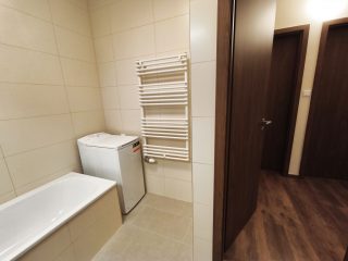 Eladó 77 m²-estársasházi lakás XIII. Kerület (Angyalföld) , Angyalföld: 119'350'000 Ft