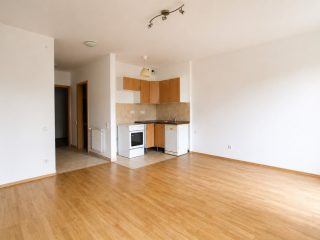 Eladó 44 m²-estársasházi lakás XIII. Kerület (Angyalföld) , Angyalföld: 79'900'000 Ft