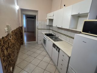 Eladó 30 m²-estársasházi lakás XIII. Kerület (Angyalföld) , Csongor utcánál: 49'900'000 Ft