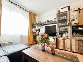 Eladó 35 m²-estársasházi lakás XIII. Kerület (Angyalföld – Gyöngyösi utcai lakótelep) , Gyöngyösi sétány mellett: 79'990'000 Ft