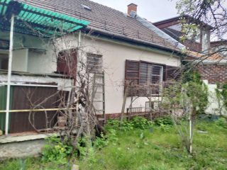 Eladó 90 m²-escsaládi ház XIII. Kerület (Angyalföld-Kertváros) , Angyalföld utca: 130'000'000 Ft