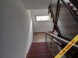 Eladó 35 m²-estársasházi lakás XIII. Kerület (Angyalföld) , Lehel utca: 47'900'000 Ft