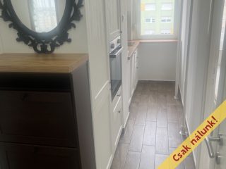 Eladó 35 m²-estársasházi lakás XIII. Kerület (Angyalföld – Országbíró utcai lakótelep) , Röppentyű utca közelében: 63'900'000 Ft