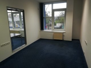 Kiadó 230 m²-esb kategóriás iroda XIII. Kerület (Angyalföld) , Röppentyű utca: 1'840 EUR