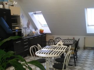 Kiadó 230 m²-esb kategóriás iroda XIII. Kerület (Angyalföld) , Röppentyű utca: 1'840 EUR