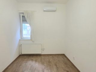 Eladó 53 m²-estársasházi lakás XIII. Kerület (Angyalföld) , Szent László út: 69'400'000 Ft