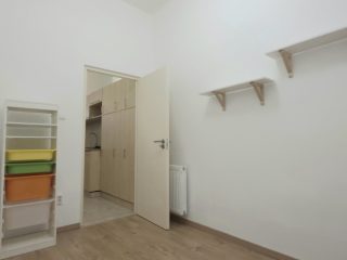 Eladó 53 m²-estársasházi lakás XIII. Kerület (Angyalföld) , Szent László út: 69'400'000 Ft