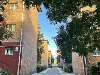 Eladó 81 m²-estársasházi lakás XIII. Kerület (Angyalföld) , Szuterén lakás nagyon kedvező árban eladó!: 26'000'000 Ft