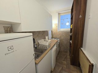 Kiadó 47 m²-estársasházi lakás XIII. Kerület (Göncz Árpád városközpont) , Róbert Károly körút: 260'000 Ft