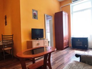 Eladó 32 m²-estársasházi lakás XIII. Kerület (Göncz Árpád városközpont) , Váci út: 49'900'000 Ft